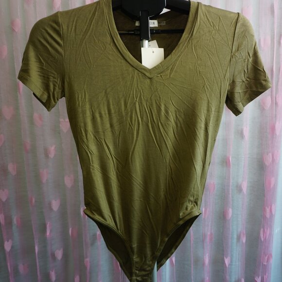 The Hanger Bodysuit - Picture 5 of 6
